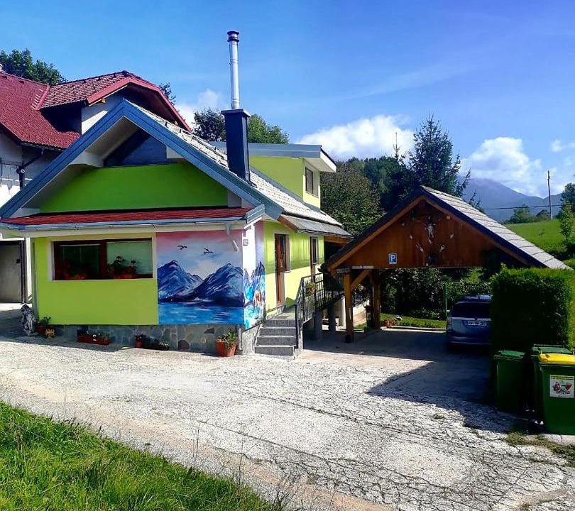 Photo of Buildings in Gorje