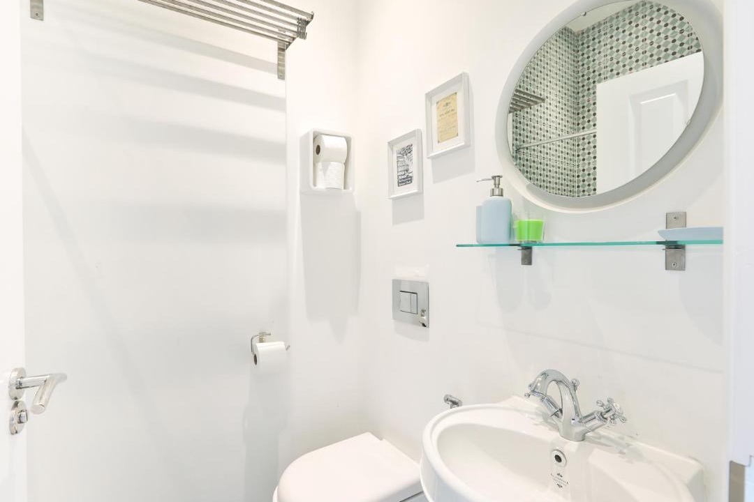 Photo of Bathroom in Pembridge