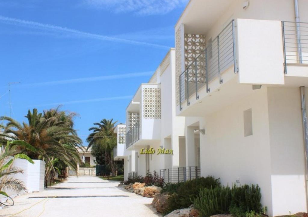 Photo of Buildings in Torre Lapillo