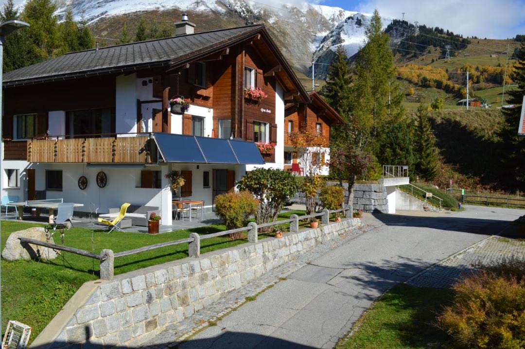 Photo of Buildings in Sedrun