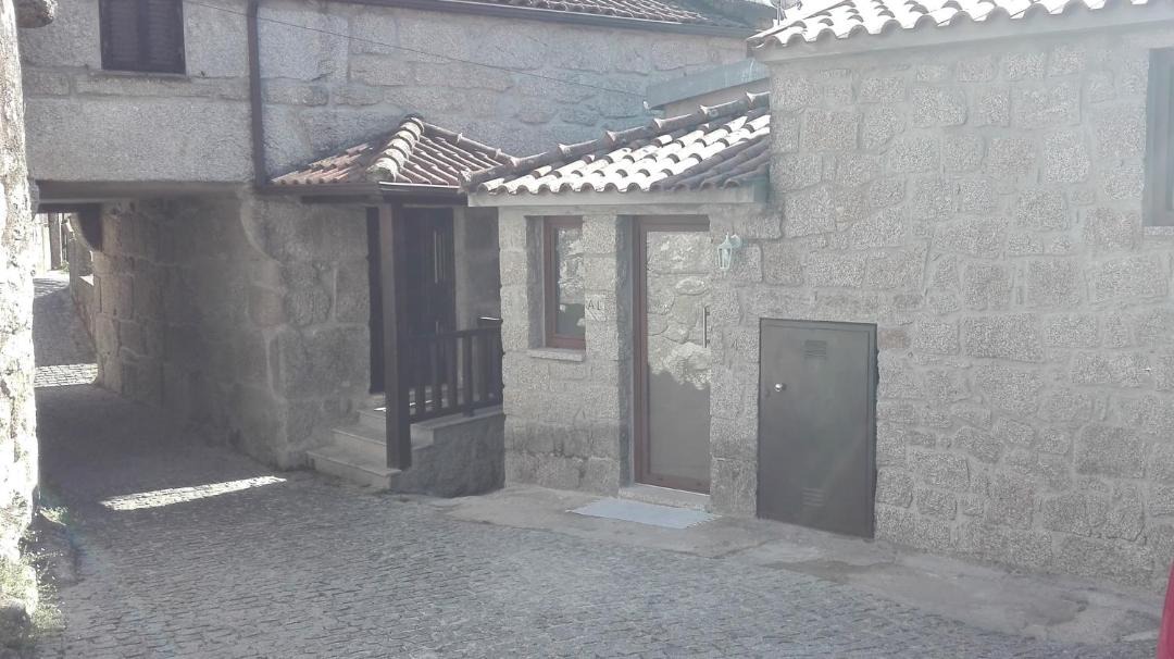 Photo of Buildings in Cabril