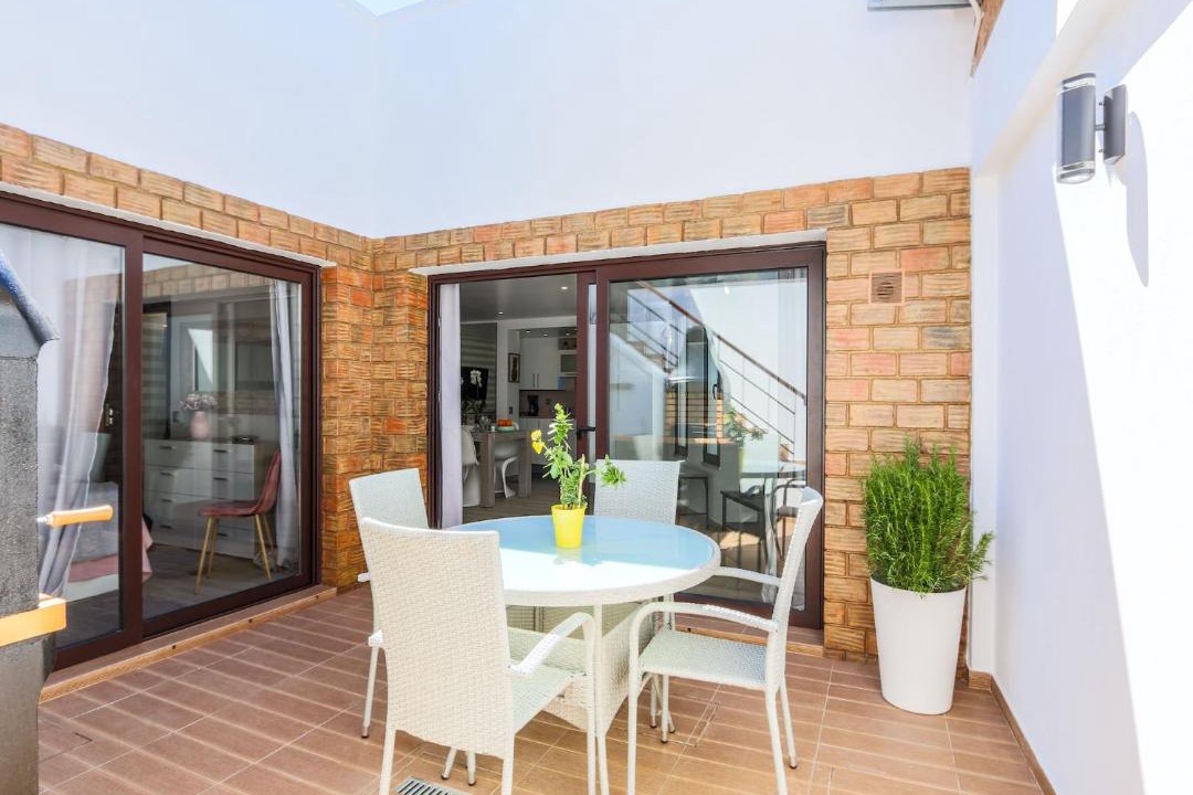 Photo of Patio Balcony in Gale