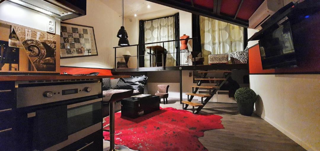 Photo of Livingroom in Charmettes - Bellecombe