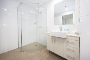 Photo of Bathroom in Woolloomooloo