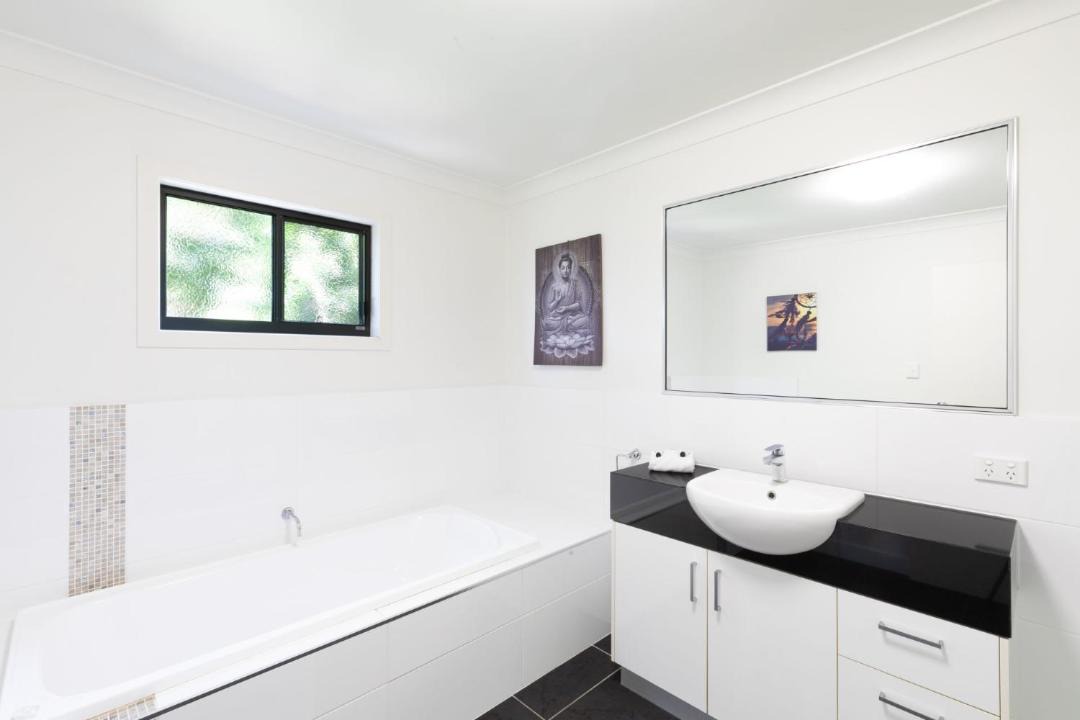Photo of Bathroom in Airlie Beach