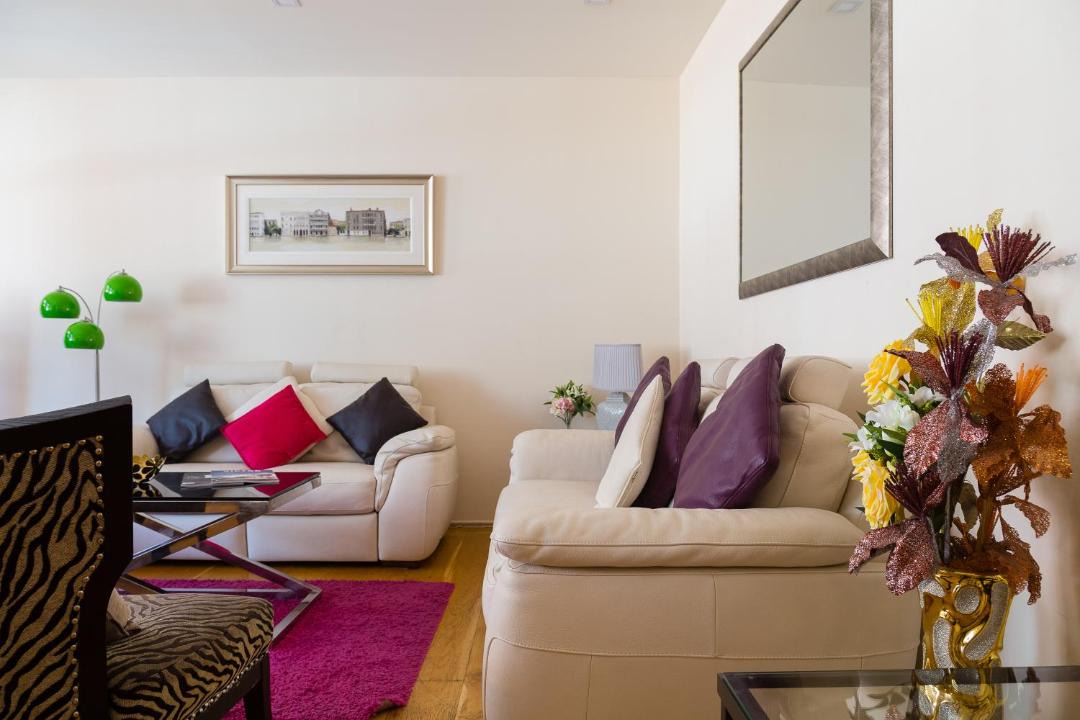 Photo of Livingroom in Mayfair