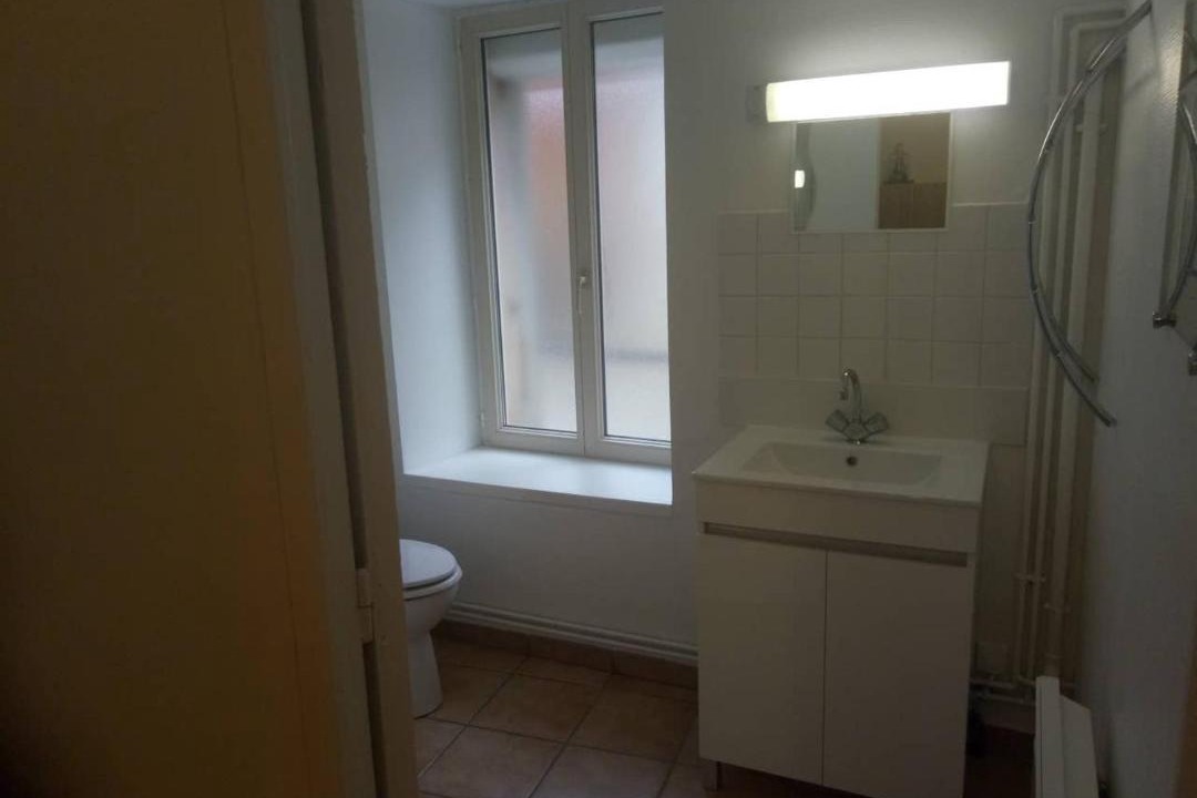 Photo of Bathroom in Chatillon-Coligny