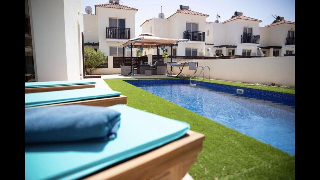 Photo of Outdoor in Kapparis
