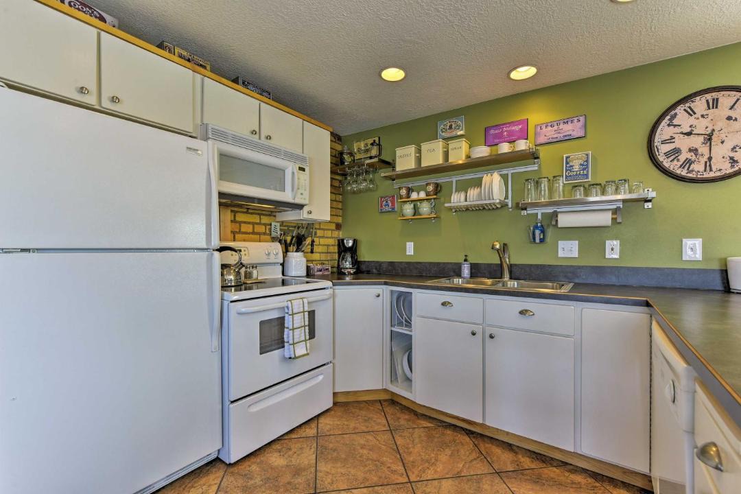 Photo of Kitchen in Logan