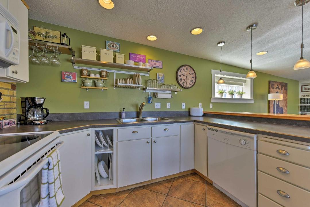 Photo of Kitchen in Logan