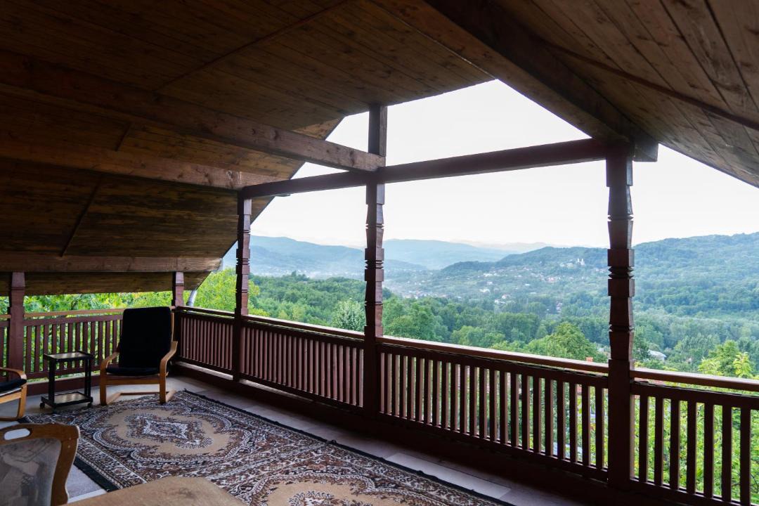 Photo of Patio Balcony in Pausesti-Maglasi