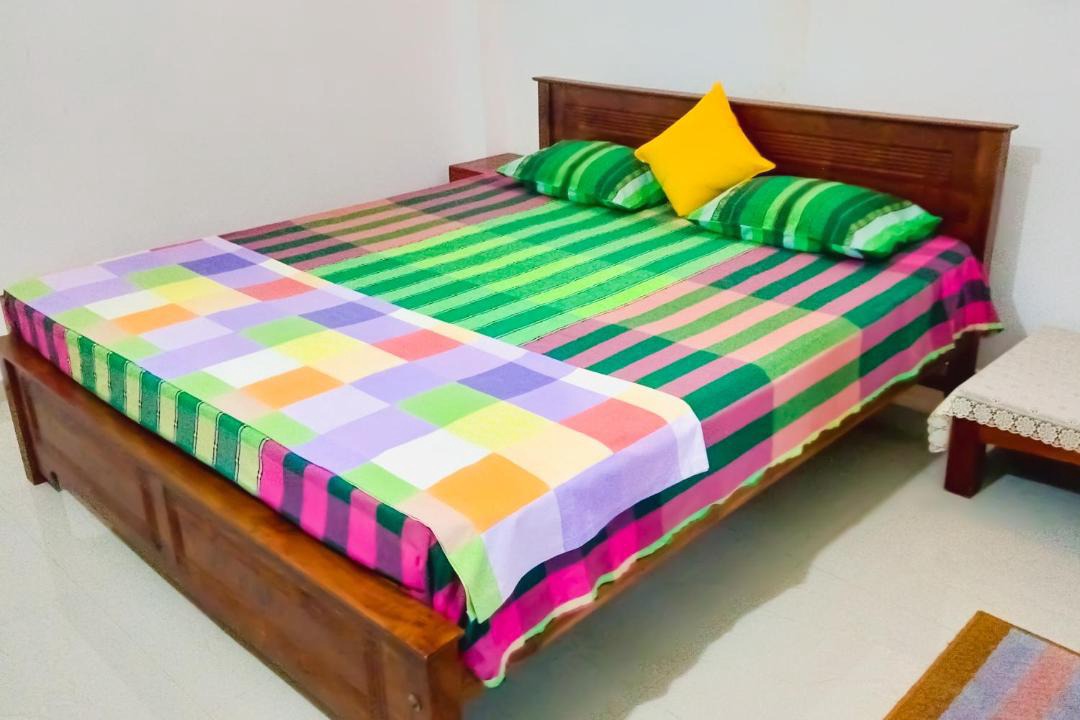 Photo of Bedroom in Nalagasdeniya