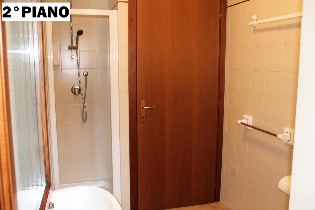 Photo of Bathroom in Ossimo