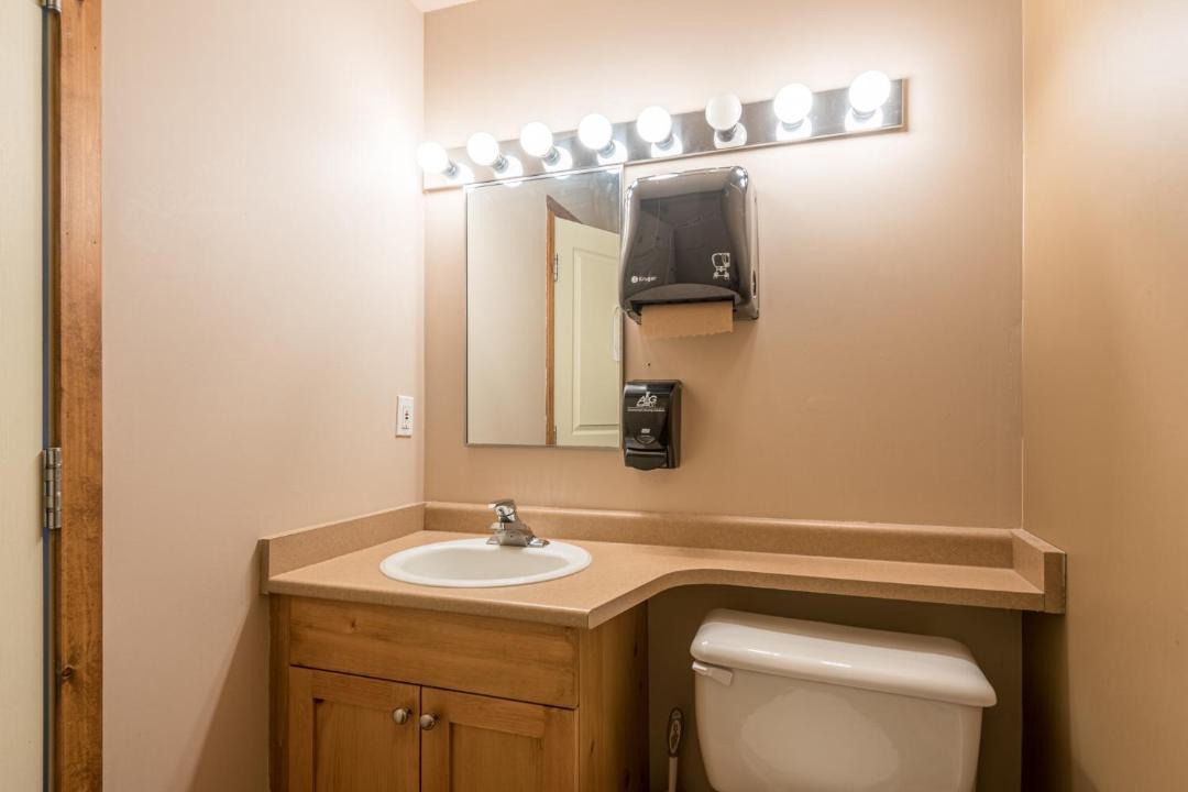 Photo of Bathroom in Silver Star Mountain