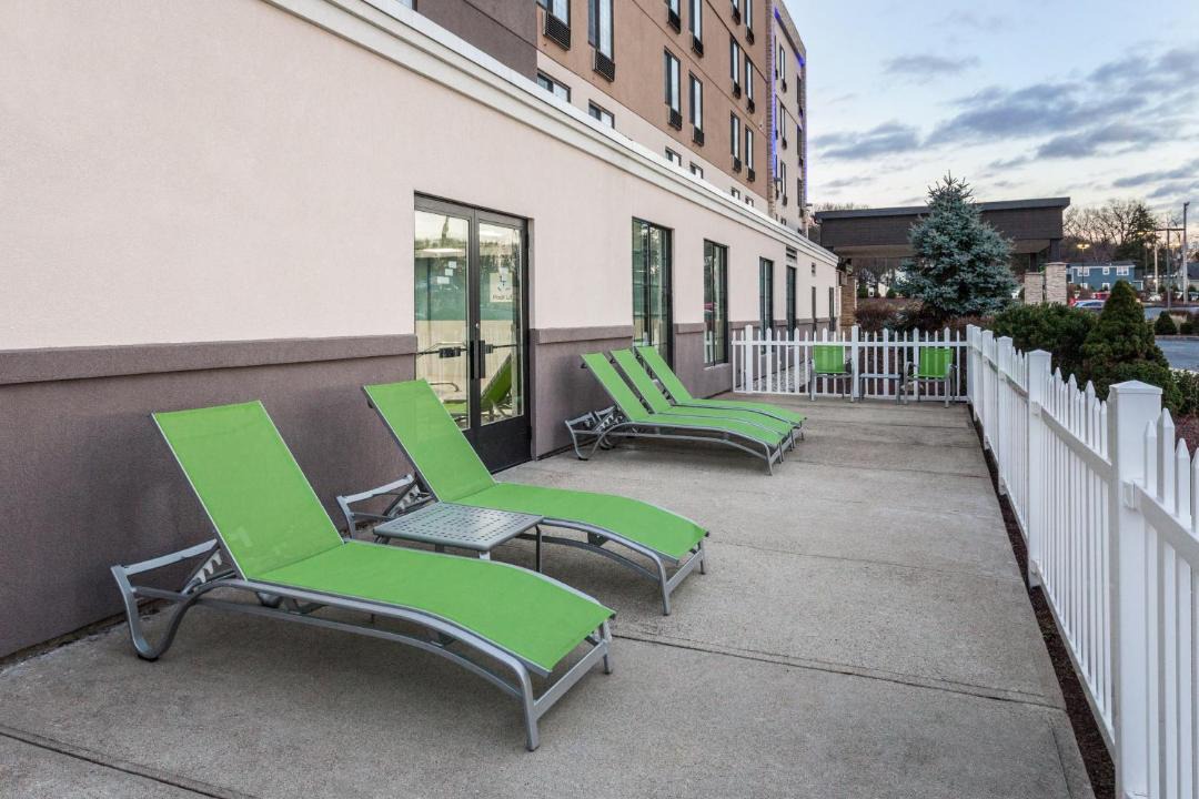 Photo of Patio Balcony in Woonsocket