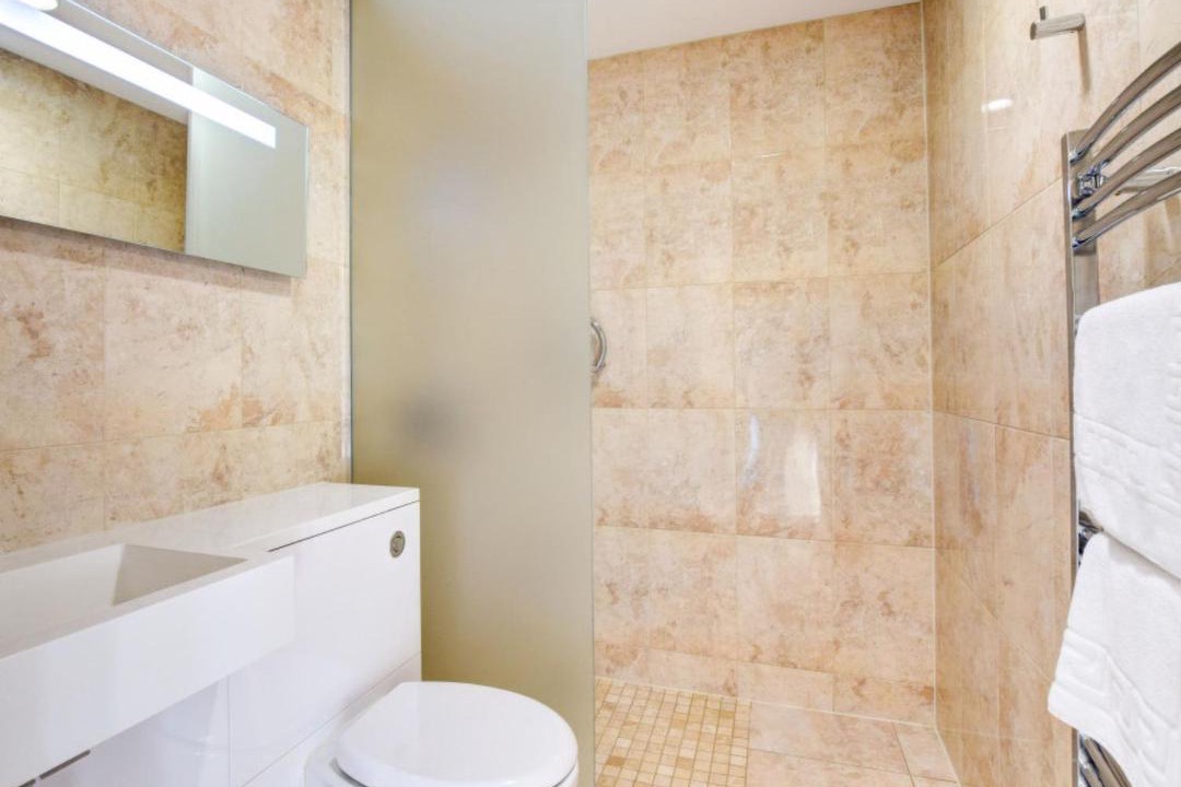Photo of Bathroom in Nantgarw