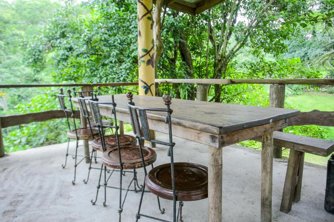 Photo of Patio Balcony in Laguna Province