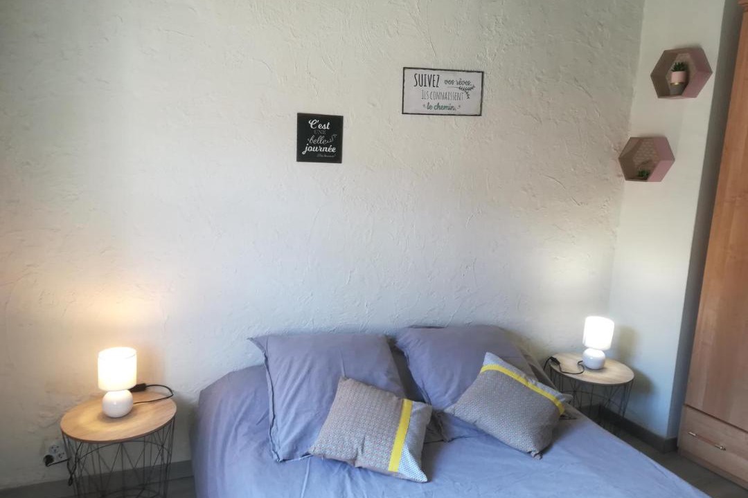 Photo of Bedroom in Cite