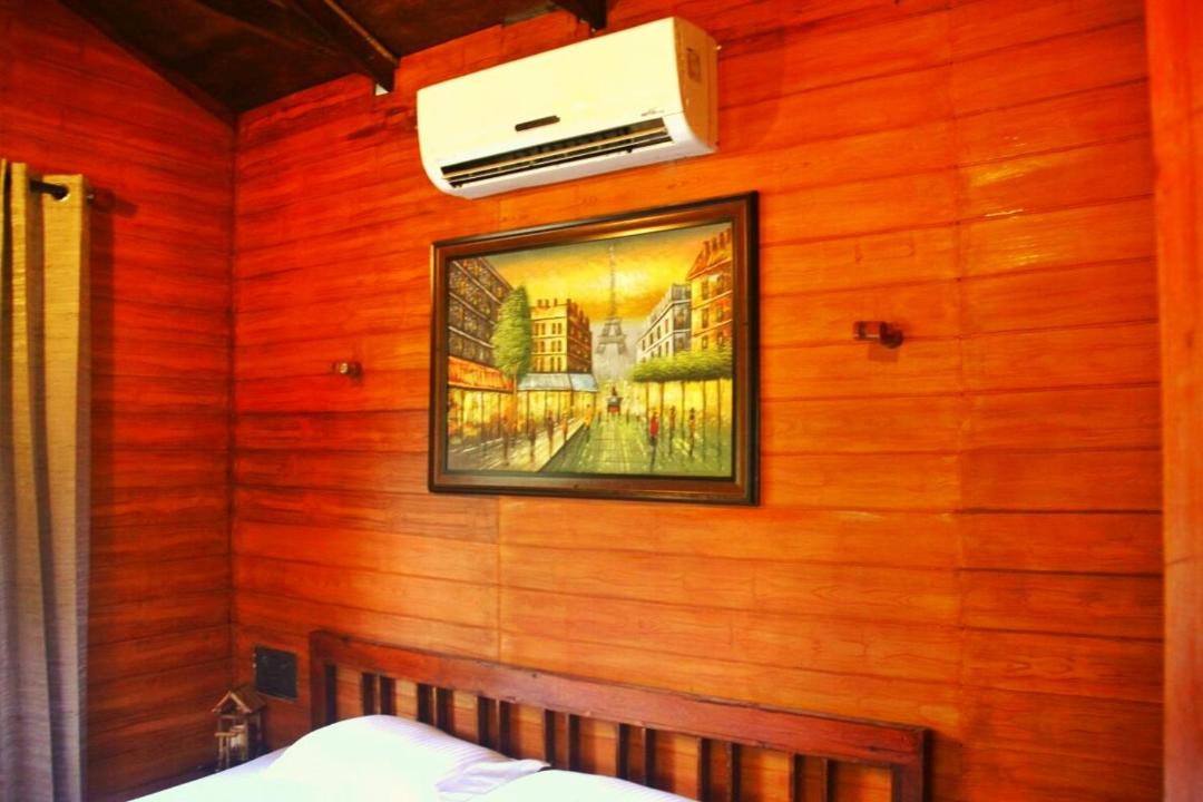 Photo of Bedroom in Kalpetta