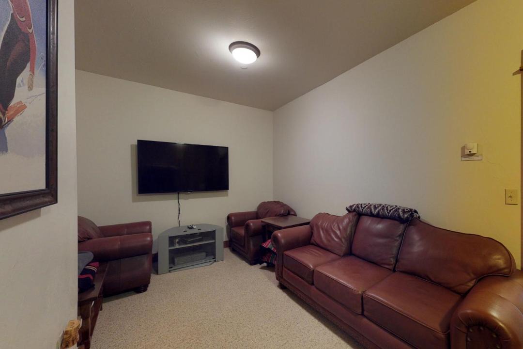 Photo of Livingroom in Big Sky