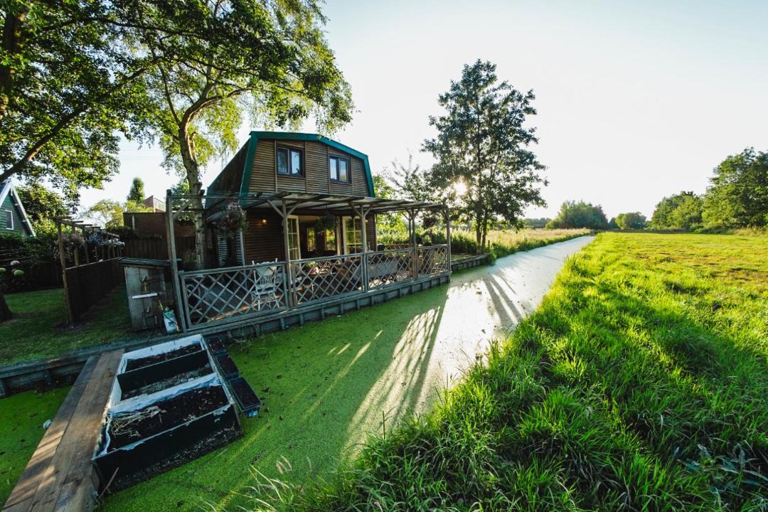 Photo of Buildings in Groot Hitland