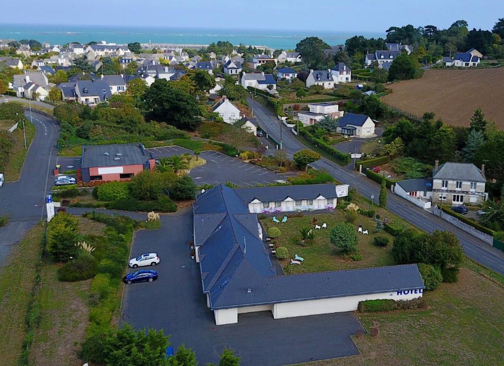 Photo of Buildings in Etables-sur-Mer