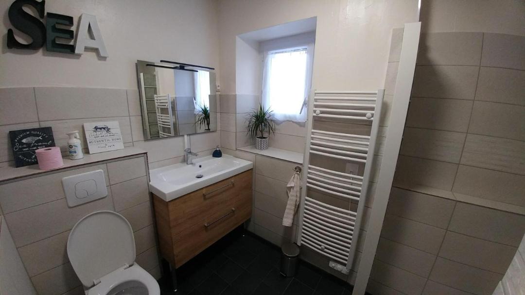 Photo of Bathroom in Saint-Paul-en-Pareds