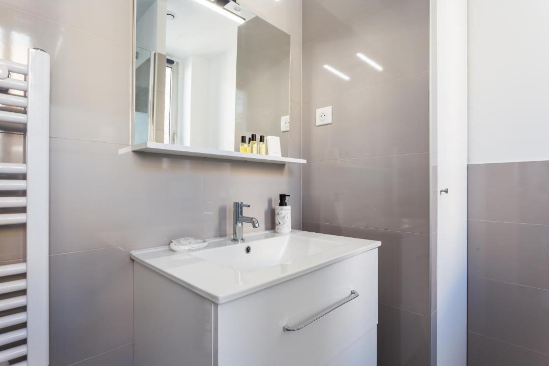 Photo of Bathroom in Faubourg-du-Roule