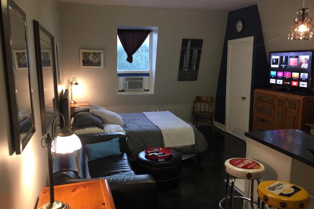Photo of Livingroom in Cabbagetown