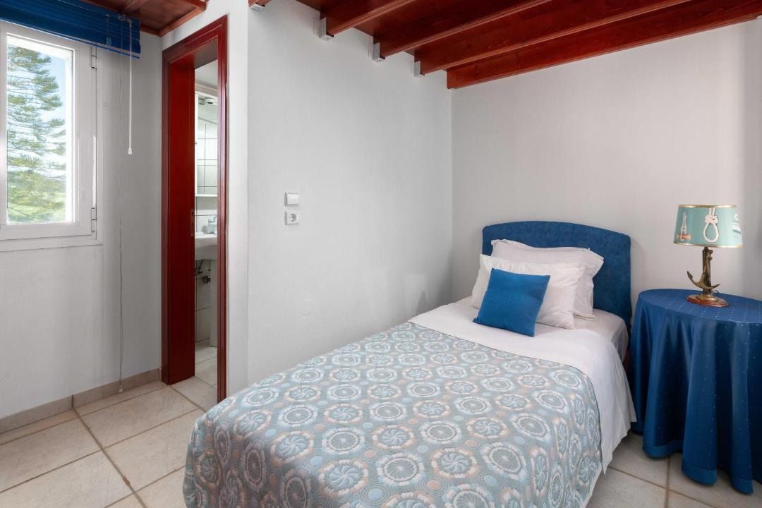 Photo of Bedroom in Gennadi