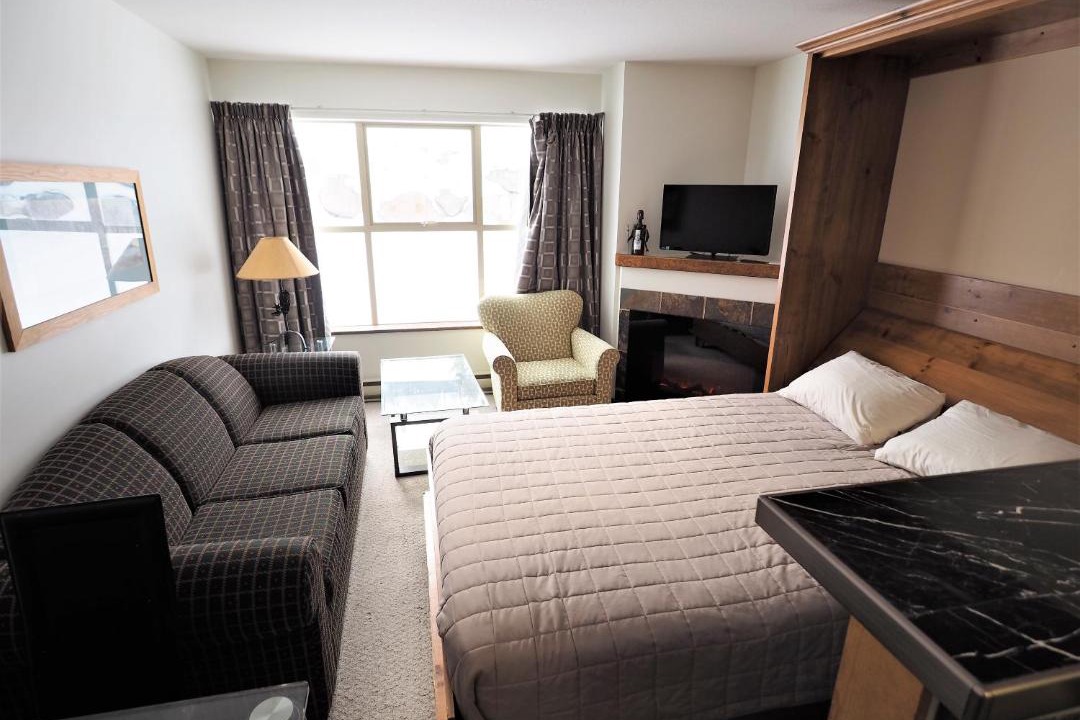 Photo of Livingroom in Okanagan-Similkameen