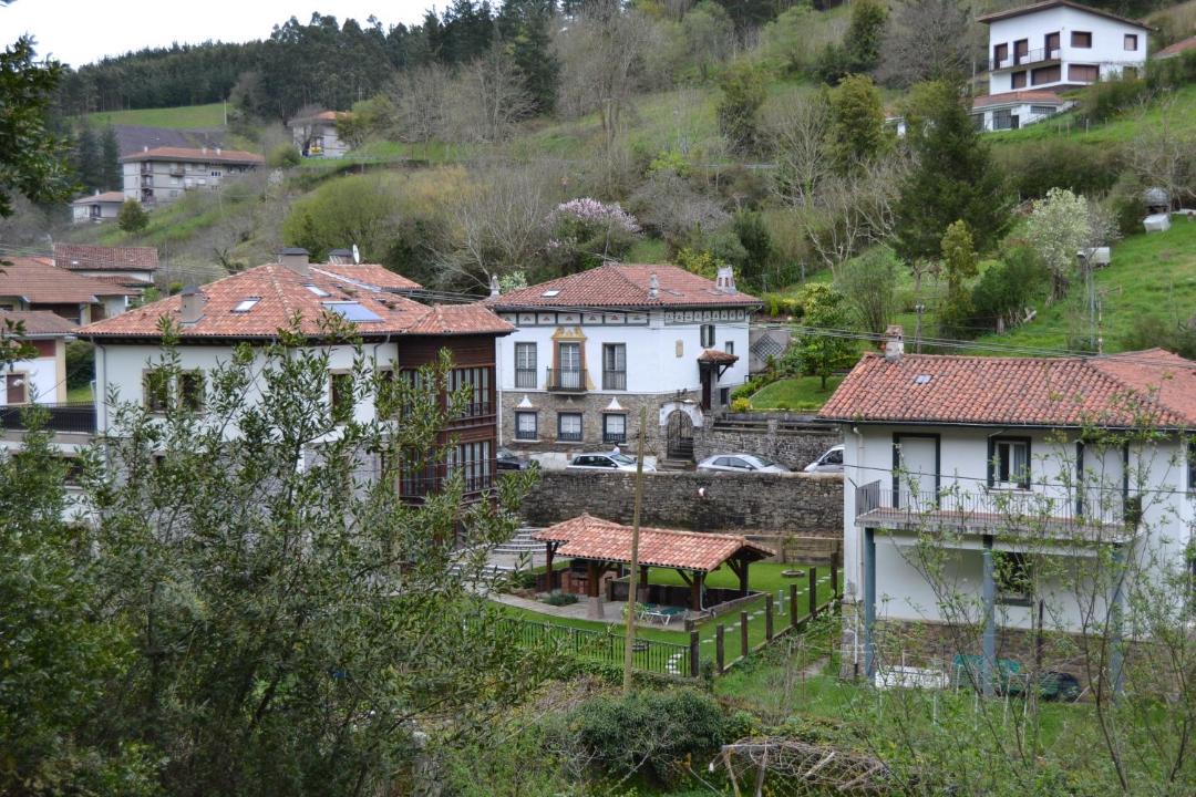 Photo of Buildings in Ea