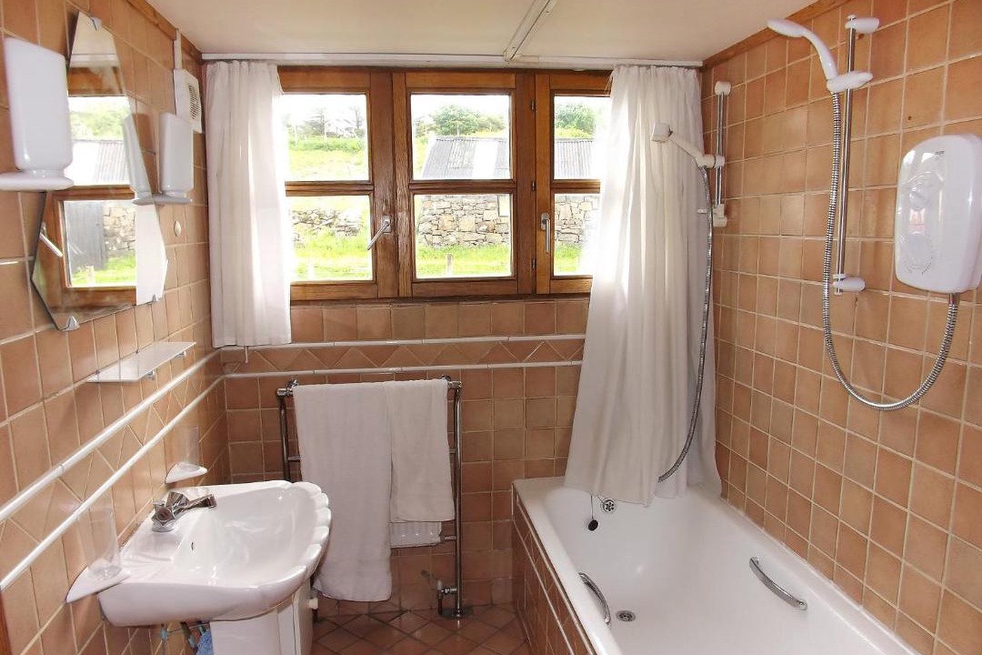 Photo of Bathroom in Tarskavaig