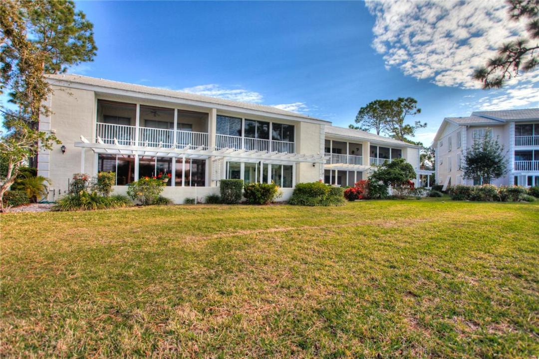 Photo of Buildings in Plantation