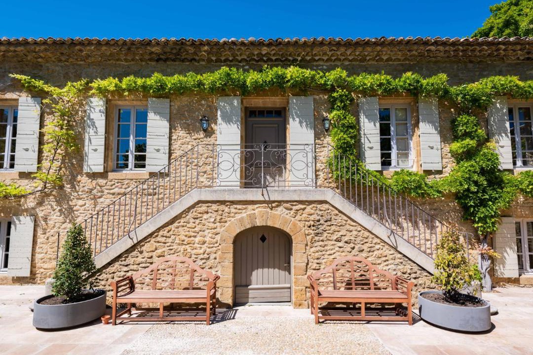 Photo of Buildings in Sorgues