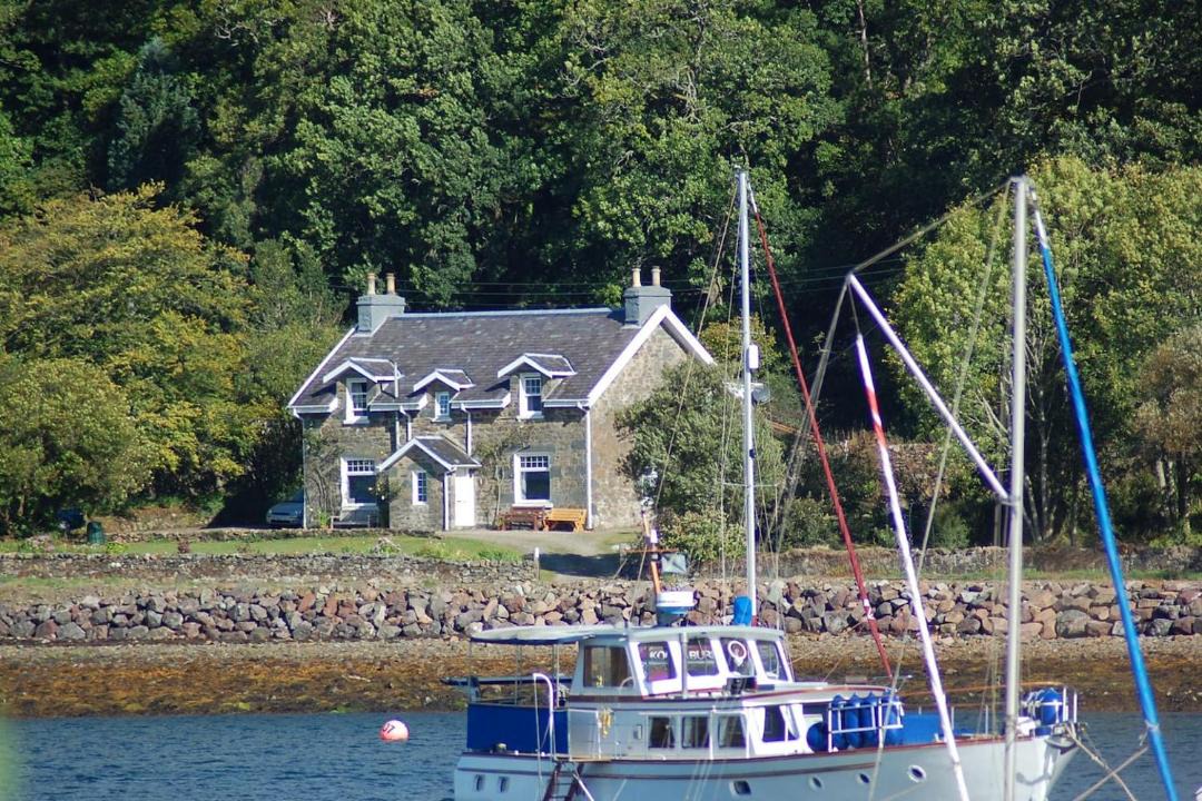 Photo of Others in Isle of Luing