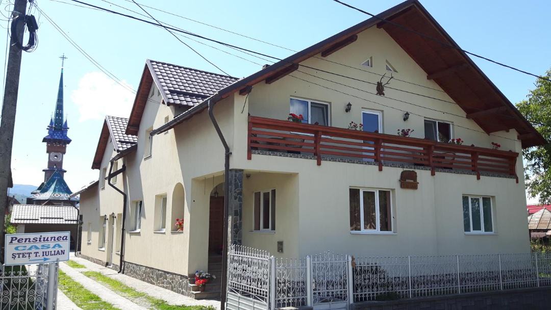 Photo of Buildings in Sapinta