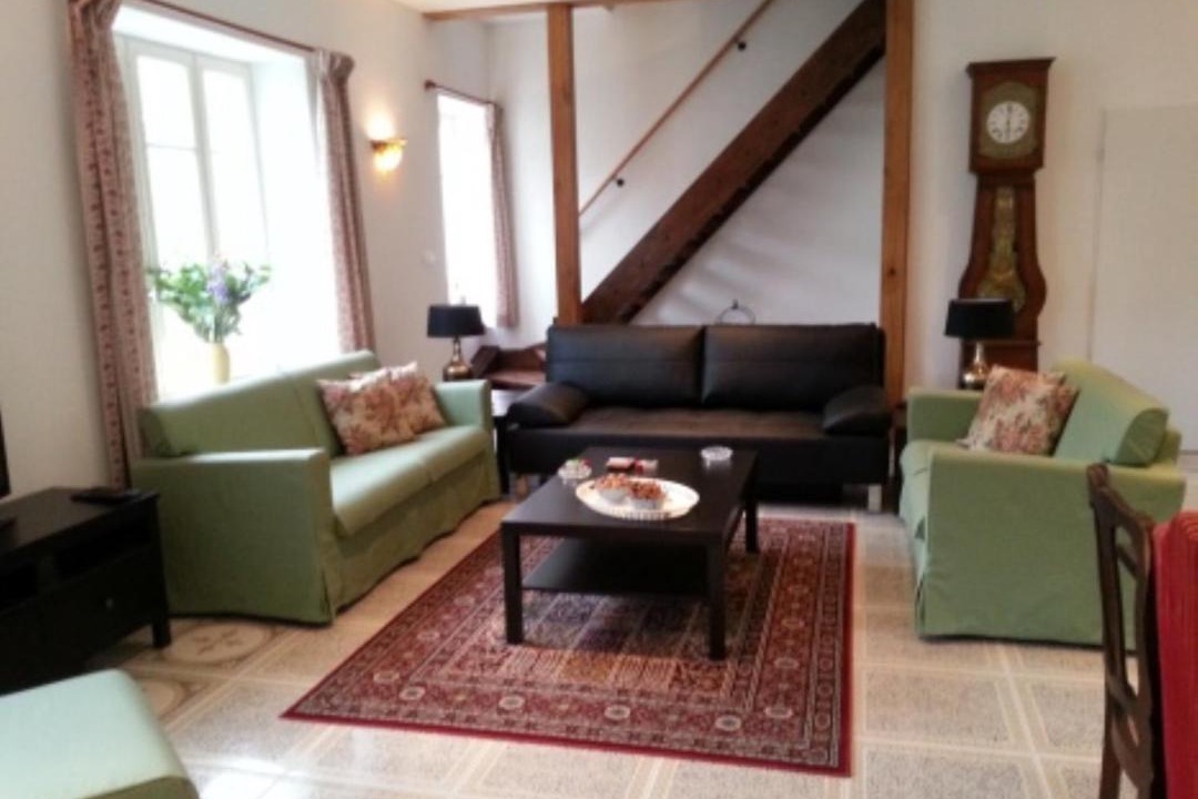 Photo of Livingroom in Montaigu-le-Blin