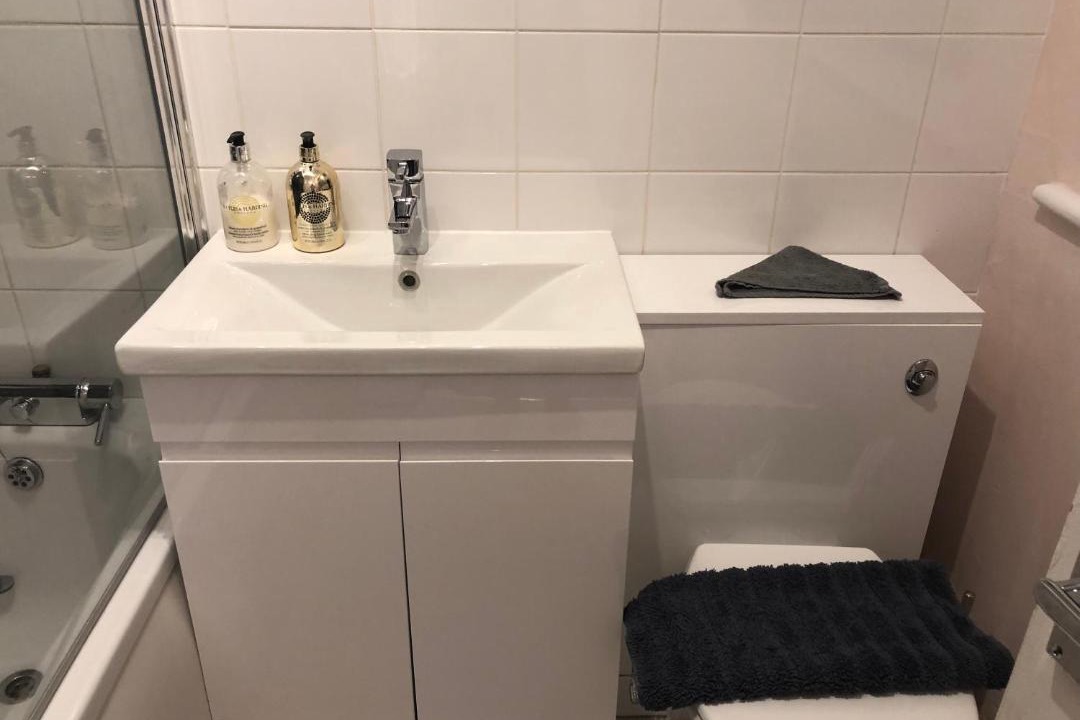 Photo of Bathroom in Ascot