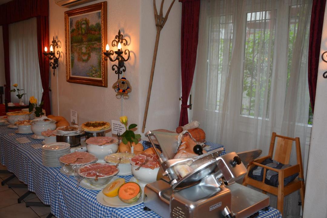 Photo of Kitchen in Paradiso