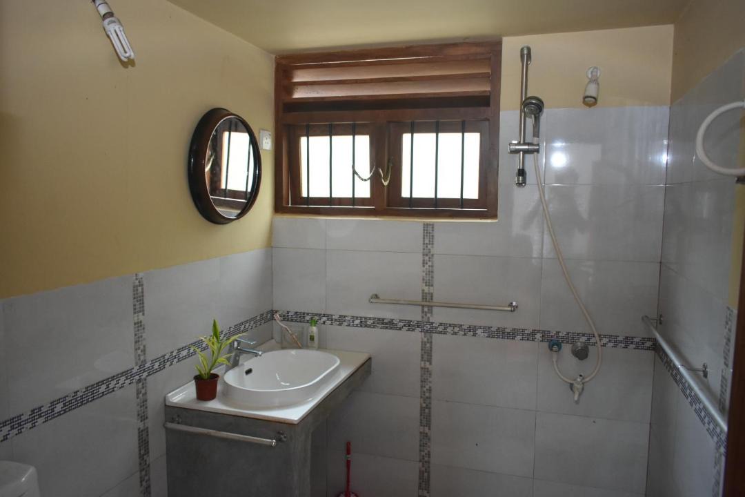 Photo of Bathroom in Dodanduwa