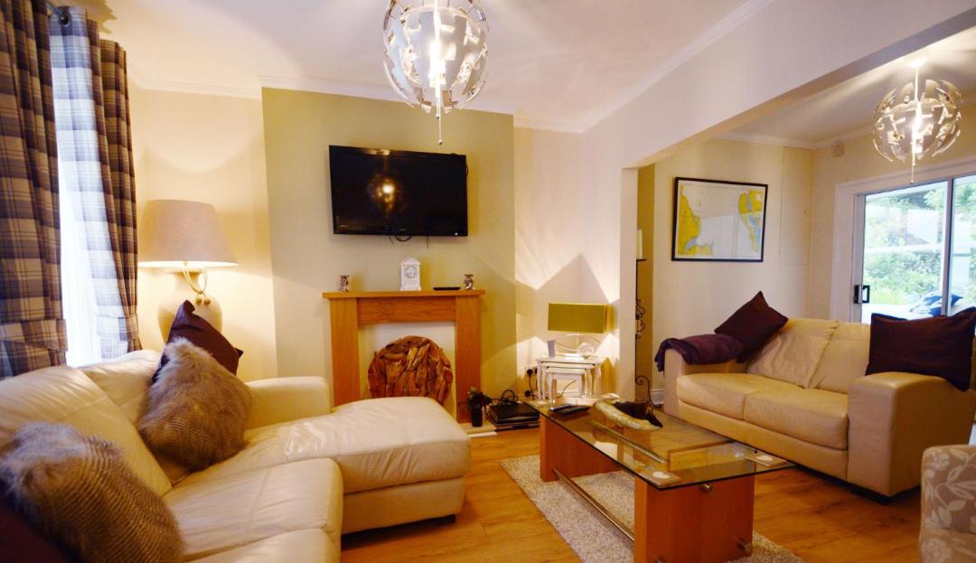 Photo of Livingroom in Drains Bay