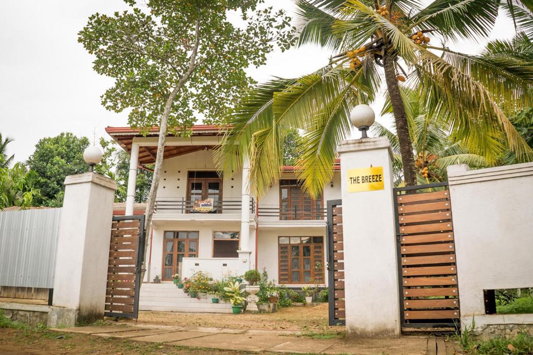 Photo of Others in Pinnawala