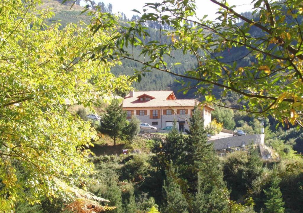Photo of Others in Alonsotegi