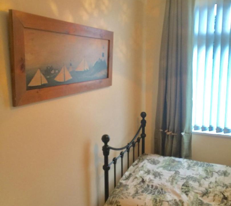 Photo of Bedroom in Drains Bay