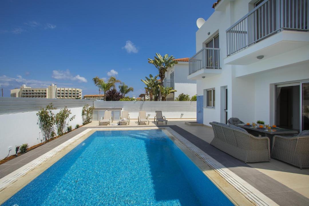 Photo of Outdoor in Pernera