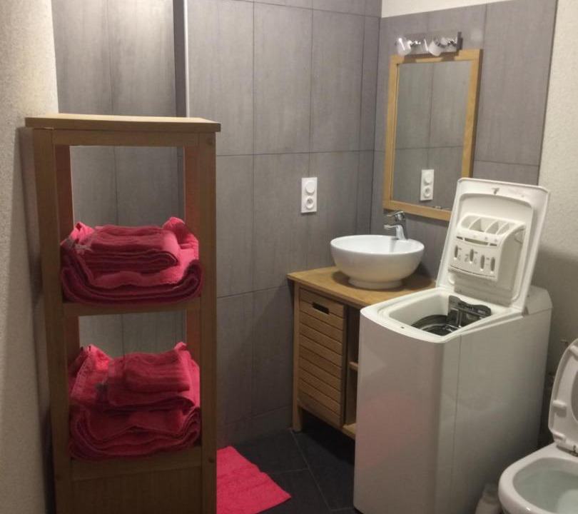 Photo of Bathroom in Faubourg North