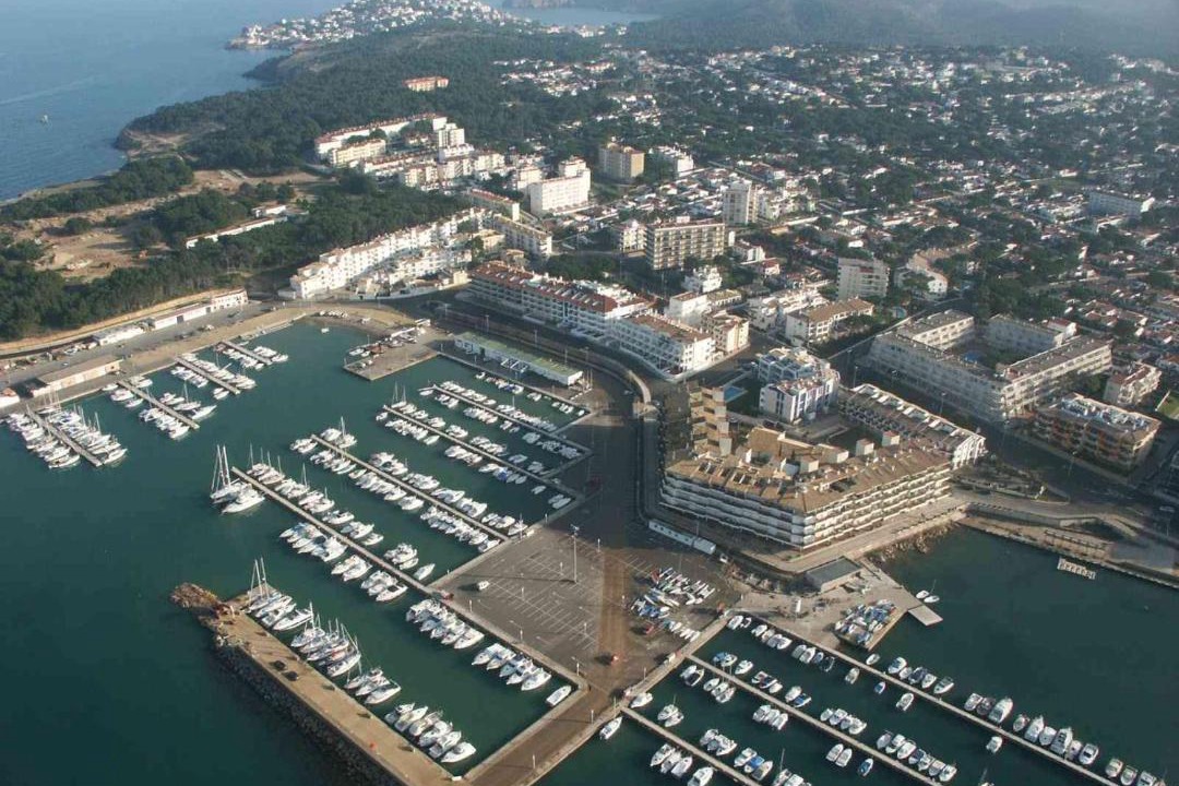 Photo of Others in L'Escala