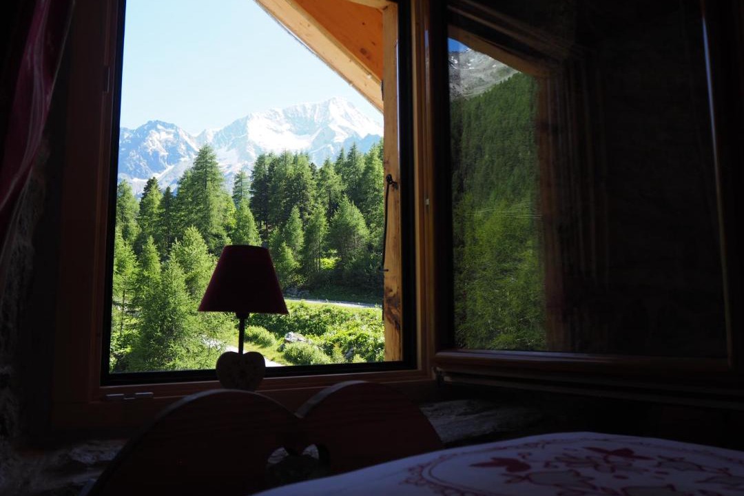 Photo of Bedroom in Arolla
