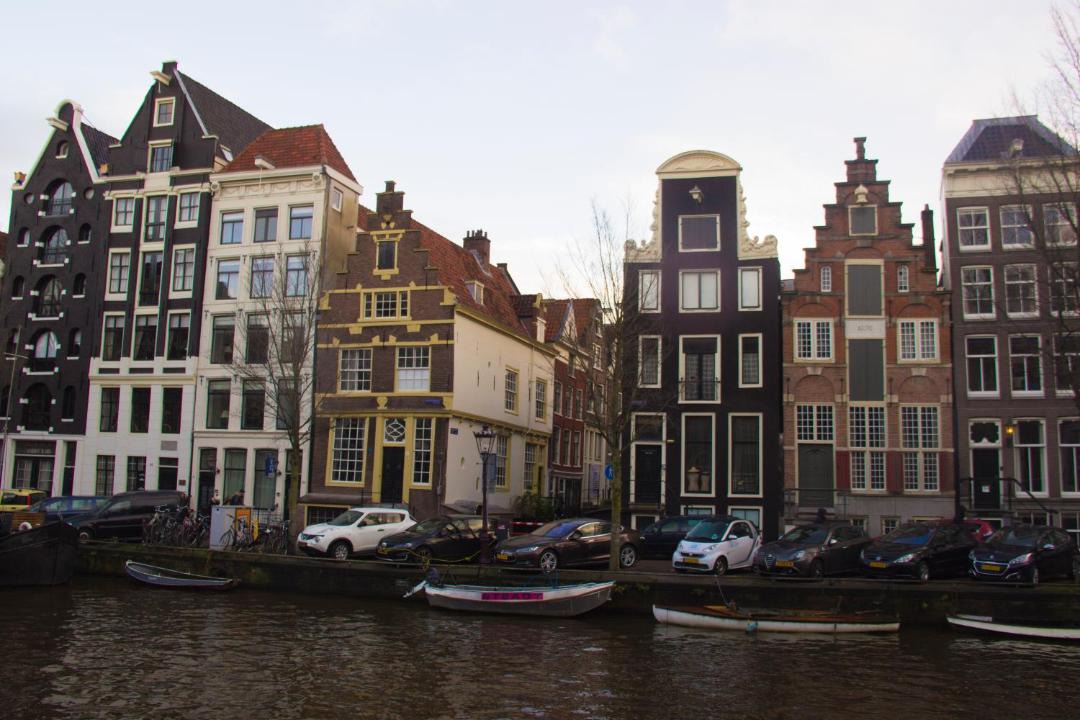 Photo of Buildings in Grachtengordel-West